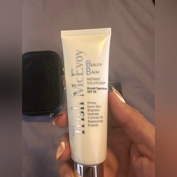 Trish McEvoy makeup bundle - Picture 5 of 10